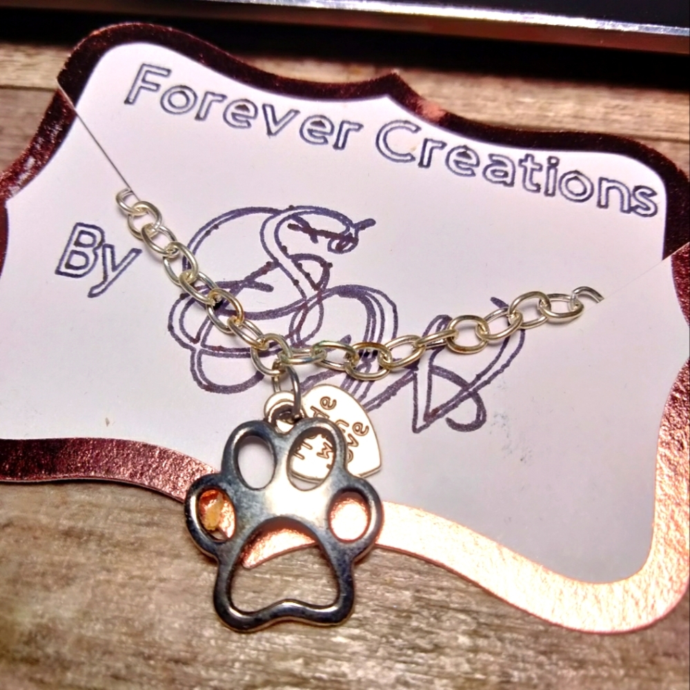 Dog paw pendent